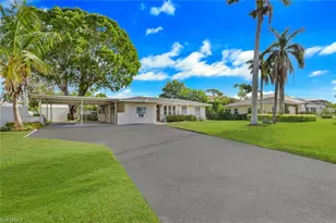 517 100th Ave N, Naples, FL 34108 - Photo 5