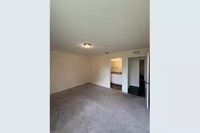 26 NE 12th Ter, Cape Coral, FL 33909 - Photo 5