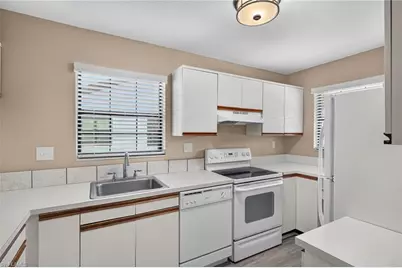 5365 Treetops Dr #S206, Naples, FL 34113 - Photo 7