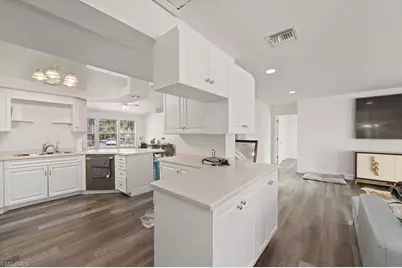 24709 Rodas Dr, Bonita Springs, FL 34135 - Photo 11