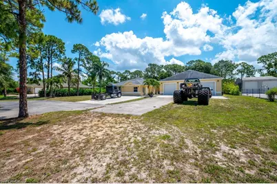 24709 Rodas Dr, Bonita Springs, FL 34135 - Photo 35