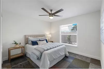 11054 Linnet Ln, Naples, FL 34119 - Photo 21