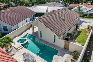 11054 Linnet Ln, Naples, FL 34119 - Photo 29