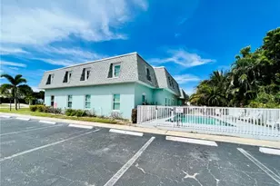 465 Bald Eagle Dr, Marco Island, FL 34145 - Photo 15