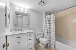 3200 Binnacle Dr, Naples, FL 34103 - Photo 19