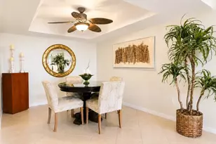 5601 Turtle Bay Dr, Naples, FL 34108 - Photo 7