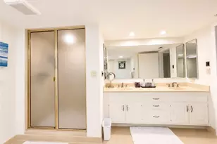 5601 Turtle Bay Dr, Naples, FL 34108 - Photo 19