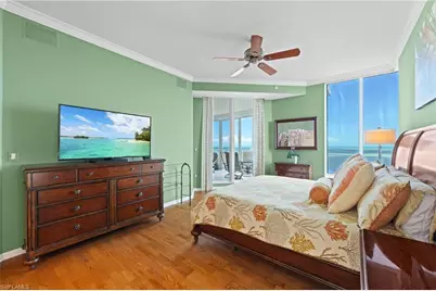 60 Seagate Dr #105, Naples, FL 34103 - Photo 17