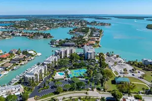 901 Collier Ct, Marco Island, FL 34145 - Photo 33