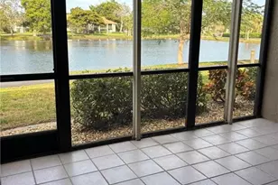 513 Lake Louise Cir, Naples, FL 34110 - Photo 9