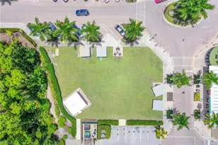 9115 Strada Pl, Naples, FL 34108 - Photo 27
