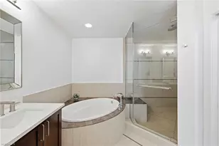 9115 Strada Pl, Naples, FL 34108 - Photo 45