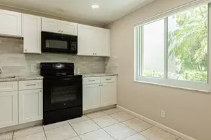 149 Palm Dr, Naples, FL 34112 - Photo 29