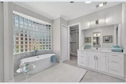 6461 Livingston Woods Ln, Naples, FL 34109 - Photo 17