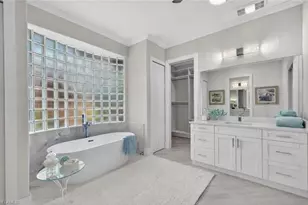 6461 Livingston Woods Ln, Naples, FL 34109 - Photo 17
