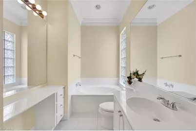2941 Gilford Way, Naples, FL 34119 - Photo 9