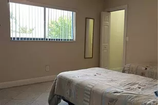 111 SE 4th Pl, Cape Coral, FL 33990 - Photo 17
