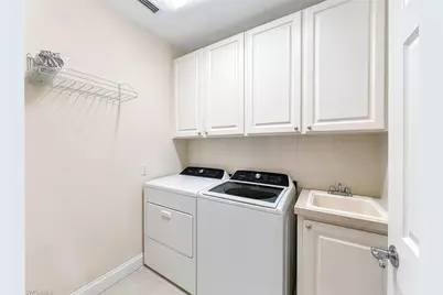 28667 Alessandria Cir, Bonita Springs, FL 34135 - Photo 17