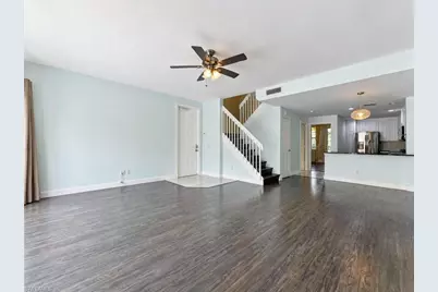28667 Alessandria Cir, Bonita Springs, FL 34135 - Photo 3
