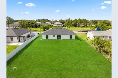 2814 12th St SW, Lehigh Acres, FL 33976 - Photo 5
