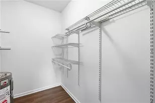 2590 First St, Fort Myers, FL 33901 - Photo 11