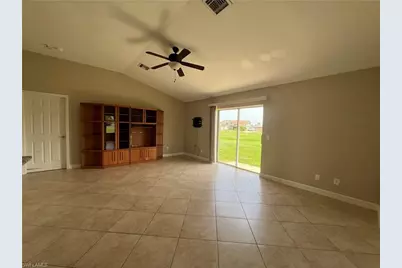 932 SW 4th Ave, Cape Coral, FL 33991 - Photo 7