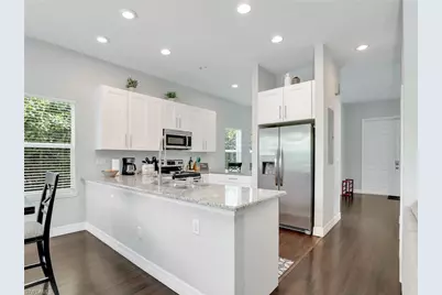 3037 Lunar St, Naples, FL 34112 - Photo 9