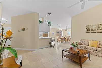 7620 Rozzini Ln, Naples, FL 34114 - Photo 9