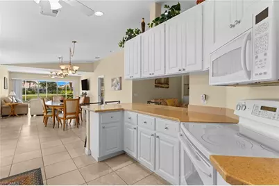 7620 Rozzini Ln, Naples, FL 34114 - Photo 17