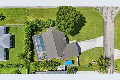 2235 SW 12th Pl, Cape Coral, FL 33991 - Photo 25
