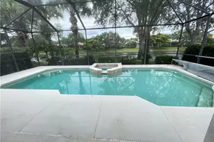 12832 Brynwood Way, Naples, FL 34105 - Photo 23