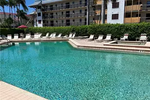 807 River Point Dr, Naples, FL 34102 - Photo 31