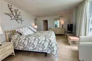 10701 Gulf Shore Dr, Naples, FL 34108 - Photo 17
