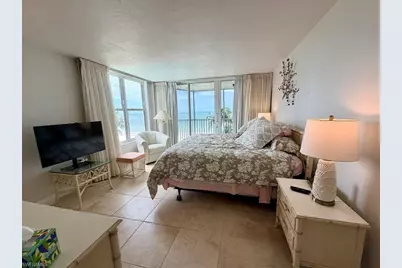 10701 Gulf Shore Dr #401, Naples, FL 34108 - Photo 15