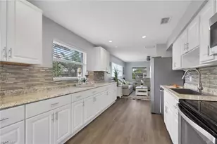 862 95th Ave N, Naples, FL 34108 - Photo 23