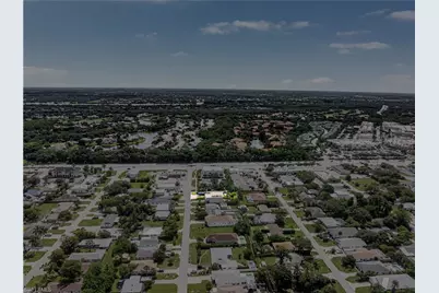 862 95th Ave N, Naples, FL 34108 - Photo 31