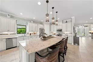 9256 Rialto Ln, Naples, FL 34119 - Photo 13