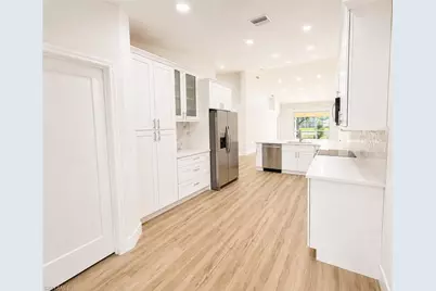 8204 Ibis Cove Cir #B212, Naples, FL 34119 - Photo 7