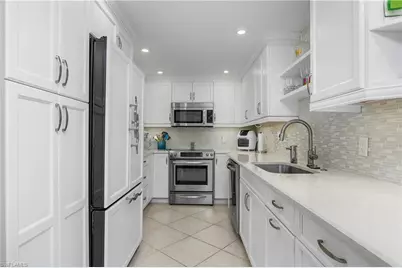 4005 Gulf Shore Blvd N #603, Naples, FL 34103 - Photo 11
