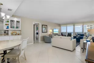 4005 Gulf Shore Blvd N, Naples, FL 34103 - Photo 7