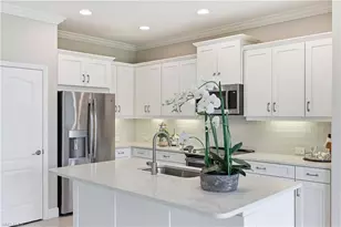 6966 Avalon Cir, Naples, FL 34112 - Photo 7