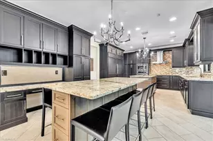 12898 Kedleston Cir, Fort Myers, FL 33912 - Photo 5