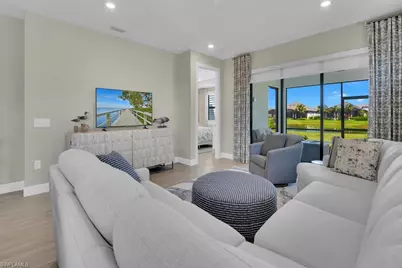 11694 Canal Grande Dr, Fort Myers, FL 33913 - Photo 19