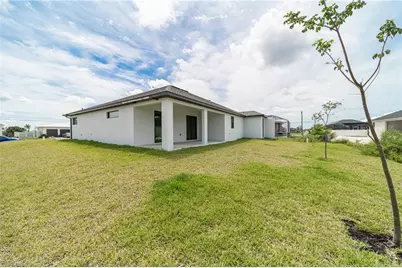 1608 NW 38th Ave, Cape Coral, FL 33993 - Photo 23