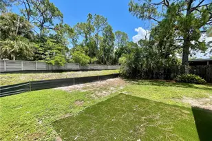 3183 Poinciana Dr, Naples, FL 34105 - Photo 13