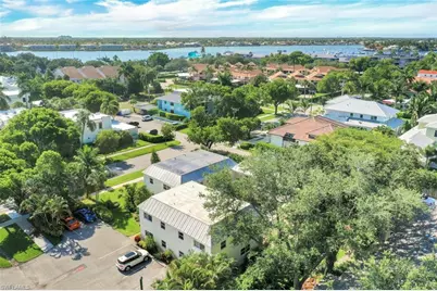780 10th Ave S #2, Naples, FL 34102 - Photo 21