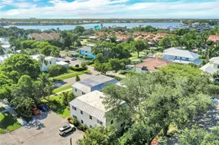 780 10th Ave S, Naples, FL 34102 - Photo 21