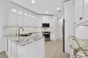 26960 Wyndhurst Ct, Bonita Springs, FL 34134 - Photo 15
