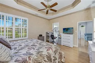 2325 Island Cove Cir, Naples, FL 34109 - Photo 11