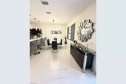 7317 Bristol Cir, Naples, FL 34120 - Photo 7